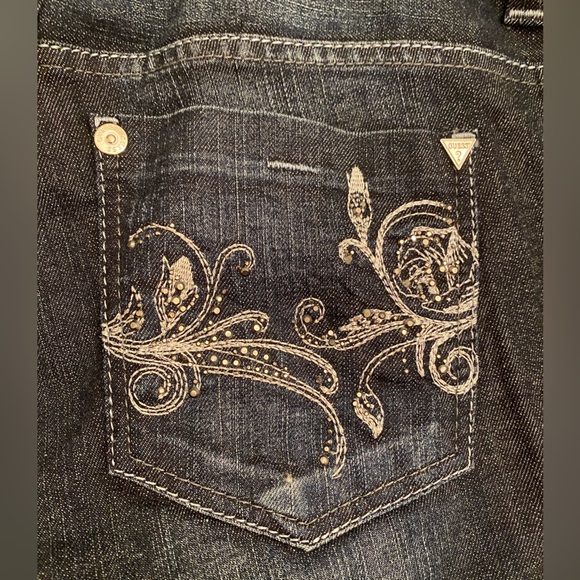 Guess Daredevil Boot Cut Dark Denim Jeans for Women Size 31 - Picture 3 of 11
